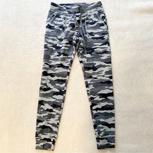 Zyia Unwind Jogger Sweatpants